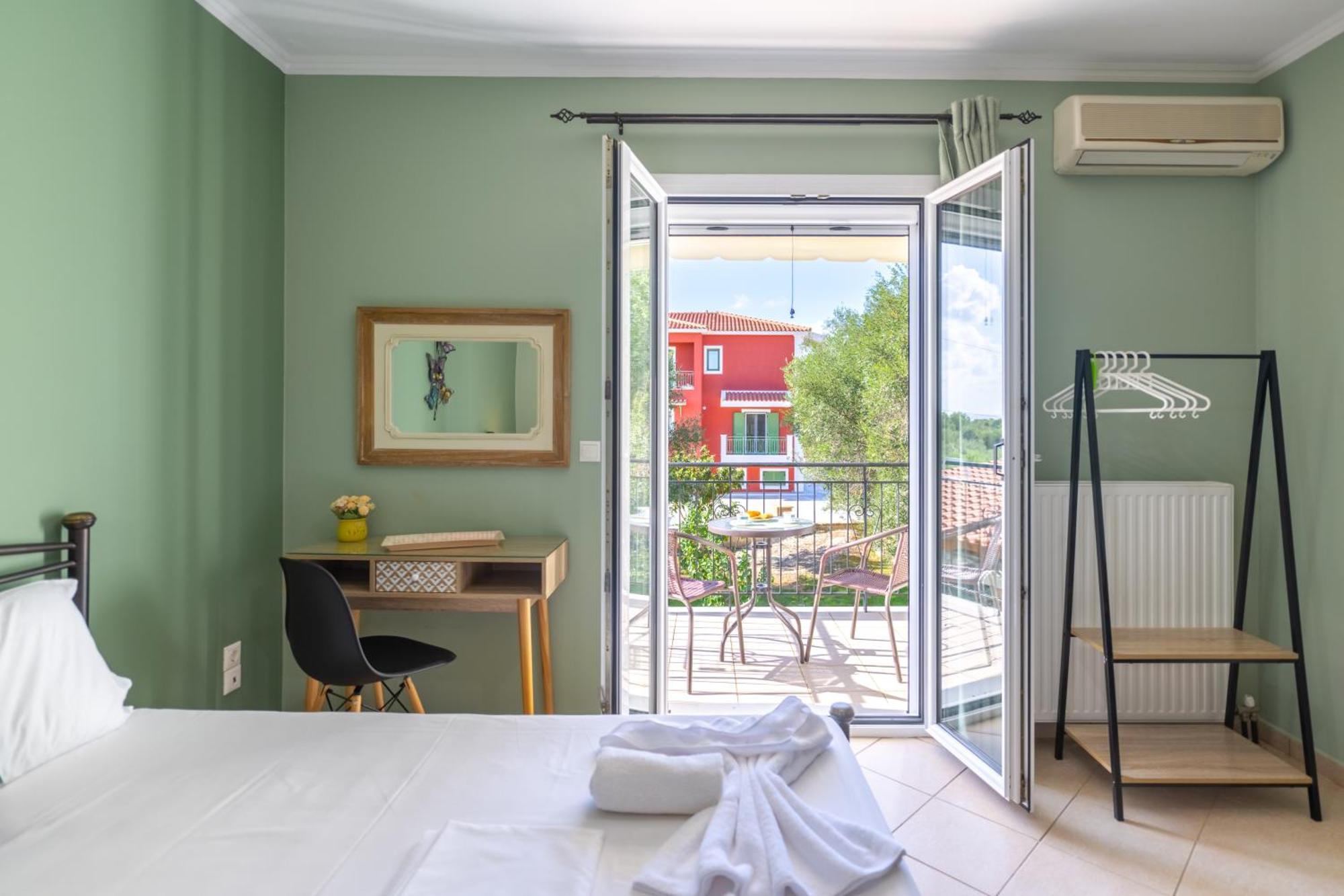 Vista Verde Studios & Apartments Svoronata Zewnętrze zdjęcie