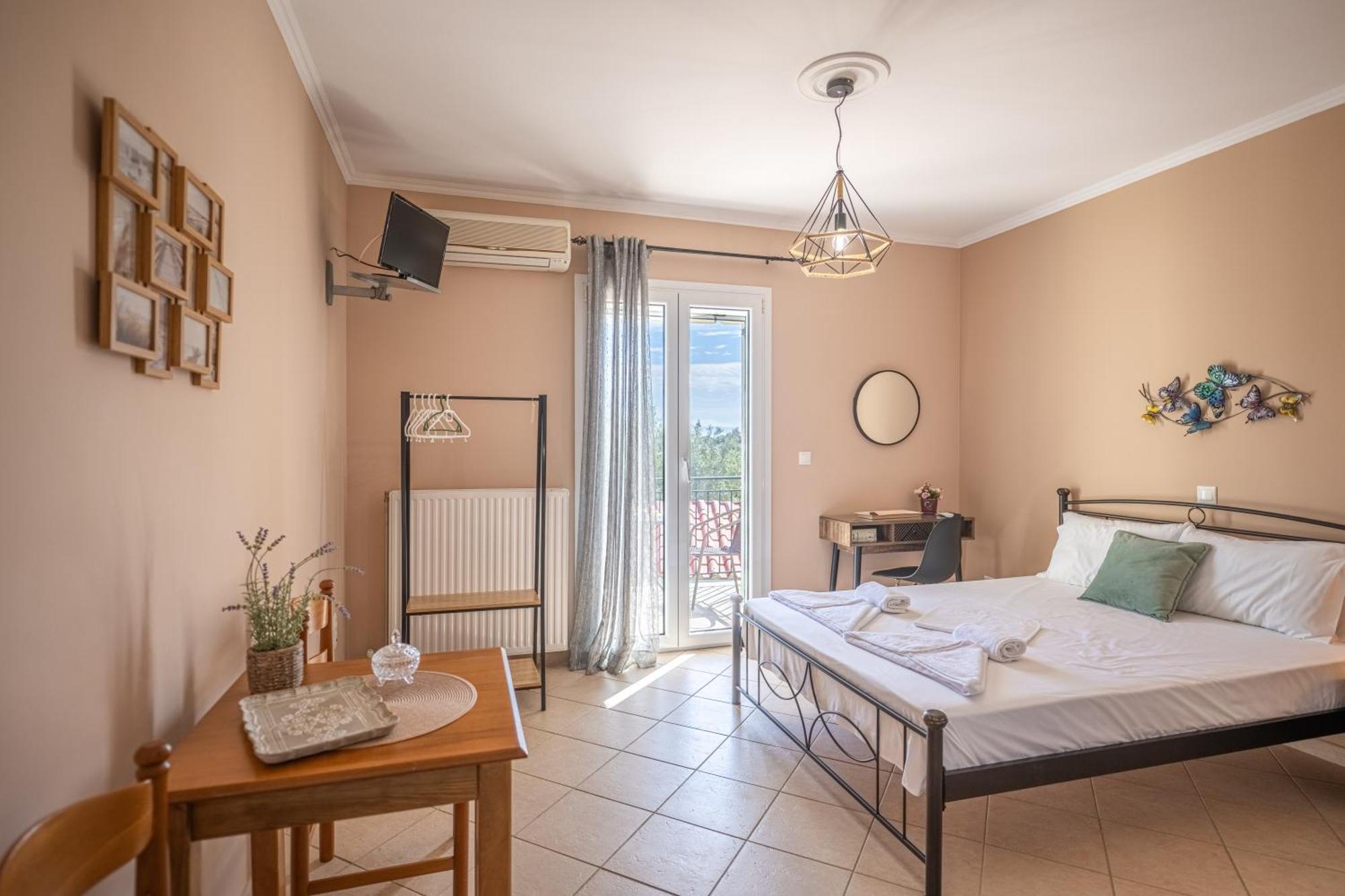 Vista Verde Studios & Apartments Svoronata Zewnętrze zdjęcie